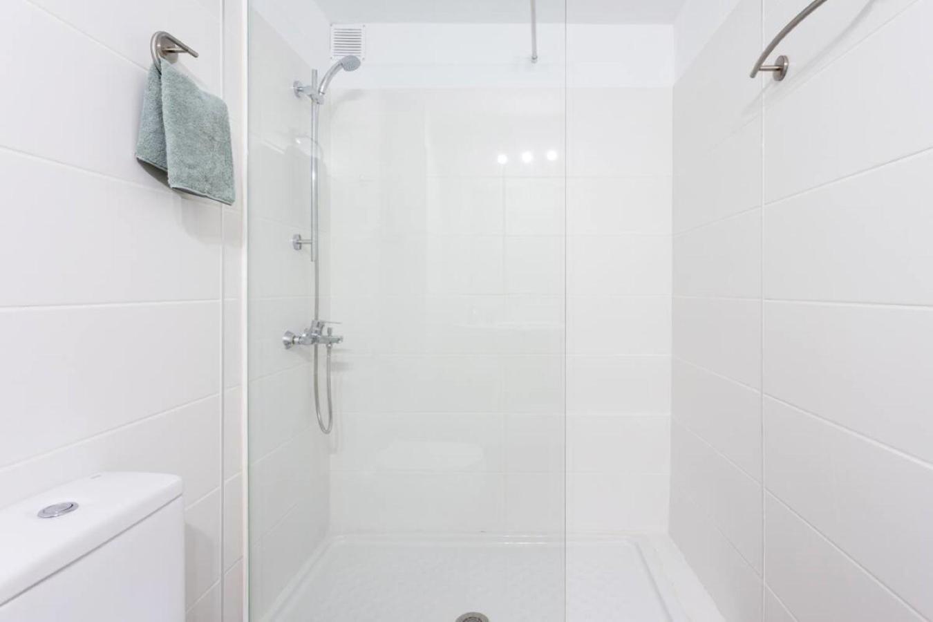 Classbnb - Two Apartments 250M From Las Americas Beach بلايا ذي لاس أميريكاس المظهر الخارجي الصورة