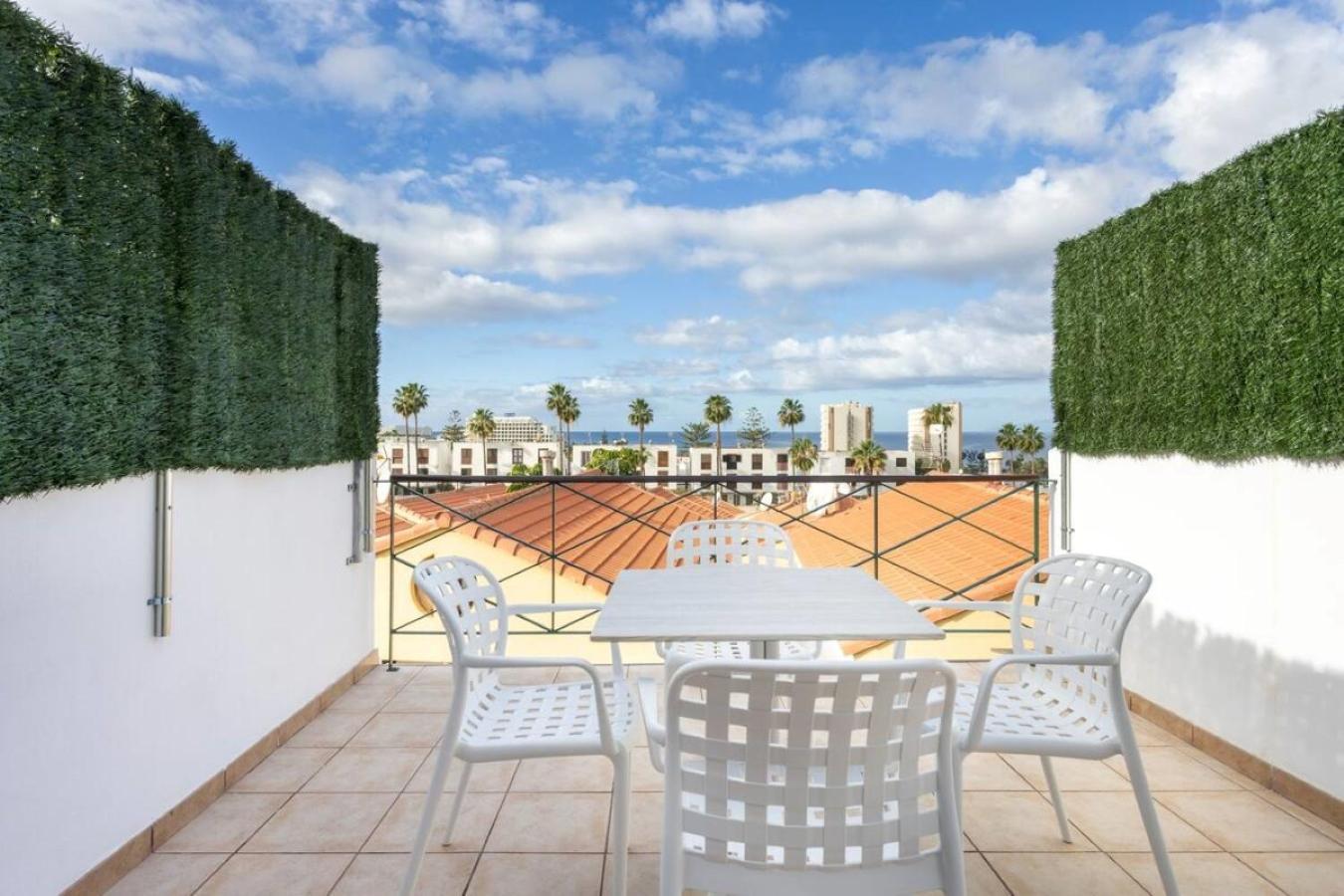Classbnb - Two Apartments 250M From Las Americas Beach بلايا ذي لاس أميريكاس المظهر الخارجي الصورة